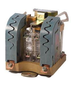 Контактор электромагнитный КПД-121 У2, 25А, 110В, 1з+1р (ЭТ) | код ET519214 | Электротехник Контактор электромагнитный КПД-121 У2, 25А, 110В, 1з+1р (ЭТ) | код ET519214 | Электротехник