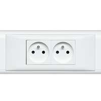 Mosaic Суппорт на 4 модуля, 85мм | код 010942 | Legrand