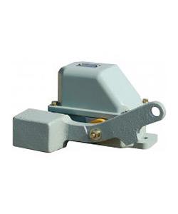 Выключатель концевой КУ-703 У1 10А IP44 рычаг с грузом 2 эл. цепи без противовеса | код. ET003119 | Электротехник Выключатель концевой КУ-703 У1 10А IP44 рычаг с грузом 2 эл. цепи без противовеса | код. ET003119 | Электротехник