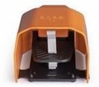 Педаль с защитной крышкой две скорости (2x(1НО+1НЗ)) (с возм. подкл. аксессуаров) оранж. EMAS PDKA11GX20T