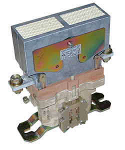 Контактор электромагнитный МК5-10 У3, 250А, 24В, 2з+2р, IP00, | код ET052884 | Электротехник Контактор электромагнитный МК5-10 У3, 250А, 24В, 2з+2р, IP00, | код ET052884 | Электротехник