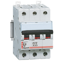 Выключатель автоматический Dx 3п D6a 15ka | код 006649 | Legrand 