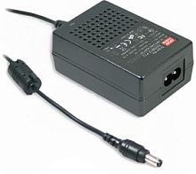 Адаптер настольный, AC-DC, медицинский, 15Вт, вход 80...264B AC 47...63 Гц, 113...370B DC, выход 5B/3A, изоляция 4000В AC, 79x54x33мм, -25...+60С, сетевой разъём IEC320-C8, выходной разъем 11, диам. 5.5х2.1мм | код GSM18B05-P1J | MeanWell С