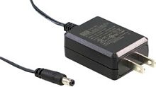 Источник питания AC-DC адаптер, 12Вт, вход 90…264В AC/127…370В DC, выход 5В/2.4A, изоляция 3000В AC, размеры 57.6х42.1х24.7мм, -20…+70С, тип штекера P1J, двухштырьковая вилка США | код SGAS15U05-P1J | MeanWell