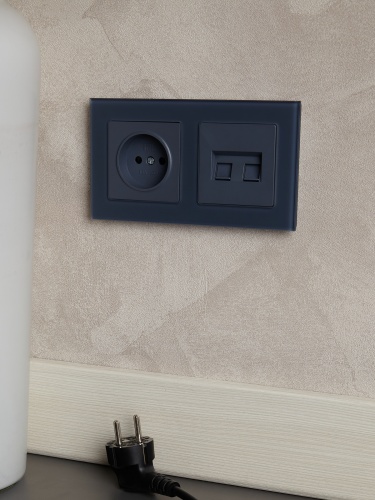 BRITE Роз. без з/к с з/ш 10А РСш10-2-БрМ мар. IEK | код BR-R13-10-K35 | IEK фото 7 BRITE Роз. без з/к с з/ш 10А РСш10-2-БрМ мар. IEK | код BR-R13-10-K35 | IEK фото 7