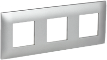 SKANDY Рамка 3-мест. SK-F03S сереб. IEK | код SK-M32-K23 | IEK