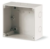Коробка накладная с метрическими вводами 136х125 | код DIS572M0310 | DKC
