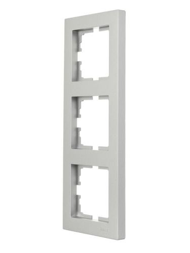 Рамка 3-местн. вертик. VESNA платина LEZARD 742-3500-153 фото 2 Рамка 3-местн. вертик. VESNA платина LEZARD 742-3500-153 фото 2