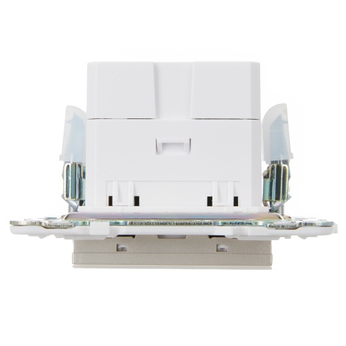 SKANDY Роз. USB A+C 18Вт SK-R13Sa песоч. IEK | код SK-U22-018-K98 | IEK фото 2