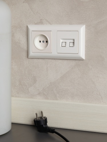 BRITE Роз. комп. 2-ая RJ45 кат.6 РК11-2-БрБ бел. IEK | код BR-K20-2-K01 | IEK фото 5