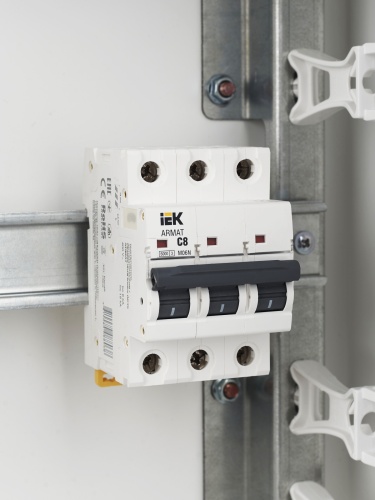 ARMAT Автоматический выключатель M06N 3P C 8А | код AR-M06N-3-C008 | IEK  фото 5