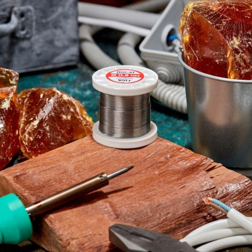 Припой с канифолью ПОС-61, 100г, 0,8мм, (олово 61%, свинец 39%), катушка | код 09-3170 | REXANT