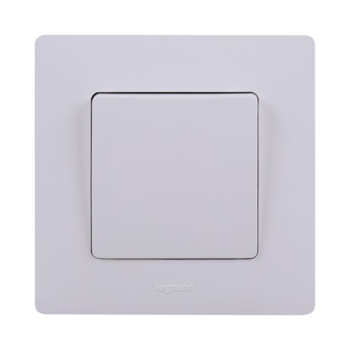 Переключатель перекрёстный одноклавишный Etika 10АХ 250В винтовые зажимы - белый | код 672249 | Legrand фото 2 Переключатель перекрёстный одноклавишный Etika 10АХ 250В винтовые зажимы - белый | код 672249 | Legrand фото 2