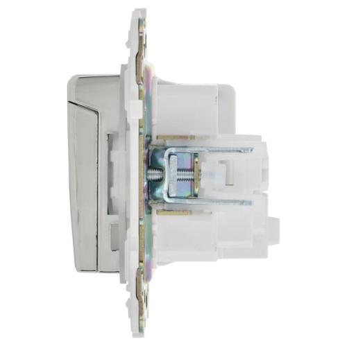 SKANDY Розетка 1-местная с заземлением с защитными шторками и крышкой 16А IP44 SK-R11N никель IEK | код SK-R16-16-44-K50 | IEK фото 3