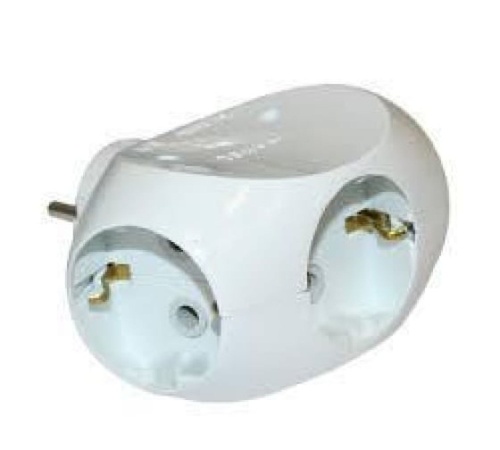 Тройник 16 А с заземлением | код 10015 | Makel