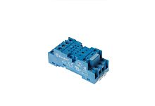 Розетка с винтовыми клеммами (под шайбу) для реле 55.32, 55.34, таймера 85.02, 85.04, применяются модули 99.01, в комплекте металлическая клипса 094.71, версия: синий цвет | код 9474SMA | FINDER