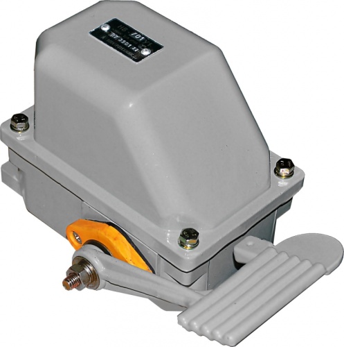 Выключатель концевой НВ-701 У1, педаль, самовозврат в нулевое положение, 10А, две электрические цепи, IP44 | код A8020-80086159 | РЕЛЕ И АВТОМАТИКА