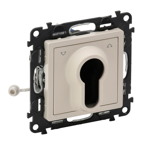 Valena LIFE.Переключатель кнопочный с ключом,3 положения,с самовозвратом.10А 230В.С лицевой панелью.Слоновая кость | код 752219 | Legrand Valena LIFE.Переключатель кнопочный с ключом,3 положения,с самовозвратом.10А 230В.С лицевой панелью.Слоновая кость | код 752219 | Legrand