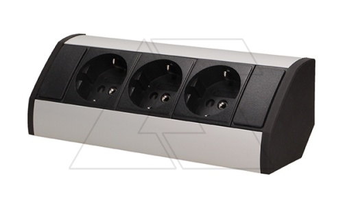 Блок розеточный угловой, 3x2P+E со шторками, накладной, кабель 0,6м, 3680вт, черный-алюминий | код OR-GM-9001-B.AL | ORNO