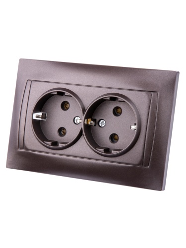 Розетка двойная 2П+З 16А 250В шоколад Лама TDM | код SQ1815-0525 | TDM