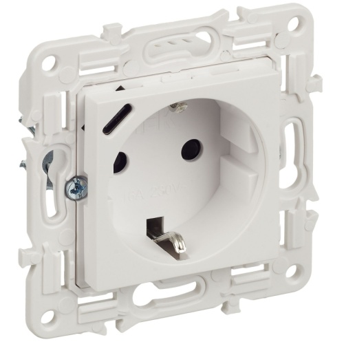 SKANDY Роз. с з/к/ш 16А с USB C 18Вт SK-R17W арк. бел. IEK | код SK-R14-16-U14-018-K01 | IEK