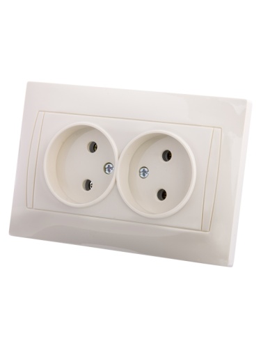 Розетка двойная 2П 10А 250В сл. кость Лама TDM | код SQ1815-0124 | TDM