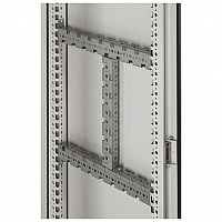 Перфорированный траверс многофункциональный - для шкафов Altis шириной/высотой/глубиной 800 мм | код. 048027 | Legrand