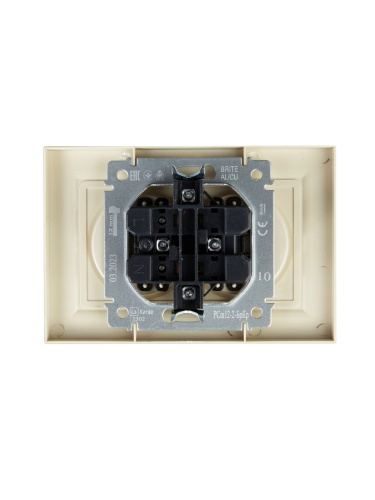 BRITE Роз. 2-я без з/к с з/ш 10А в сб. РСш12-2-БрКр беж. IEK | код BR-R23-10-K10-F | IEK фото 2