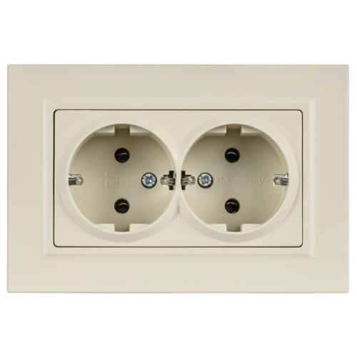 BRITE Розетка 2-местная с заземлением без защитных шторок плоская 16А в сборе РСПл12-3-БрКр бежевый IEK | код BR-R27-16-K10-F | IEK