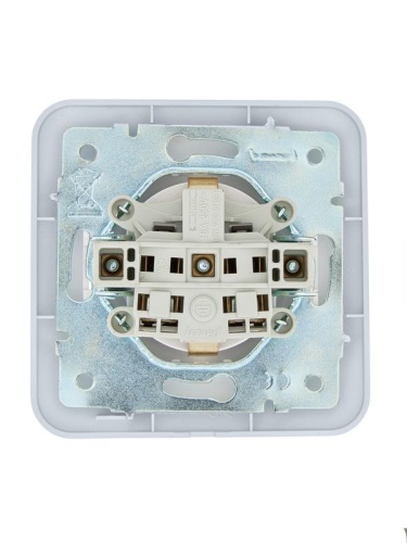 Розетка 1-м СП ASTI 16А IP20 с заземл. защ. шторки термопласт в сборе жемчуж./бел. перламутр. LEZARD 7081-3030-124B