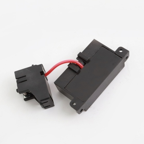 Расцепитель пониженного напряжения UVT для MGS160 напряжение DC24 | код UVT-MGS160DC24R | DKC Расцепитель пониженного напряжения UVT для MGS160 напряжение DC24 | код UVT-MGS160DC24R | DKC