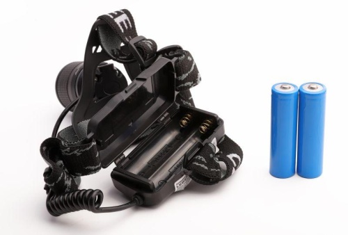 Фонарь налобный аккумуляторный LED5339 3.7В LED+син. LED 5Вт фокус 2 ак. 4 реж USB черн. Ultraflash 15041 фото 9 Фонарь налобный аккумуляторный LED5339 3.7В LED+син. LED 5Вт фокус 2 ак. 4 реж USB черн. Ultraflash 15041 фото 9