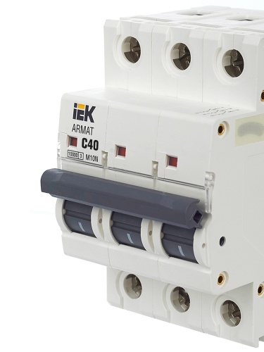 ARMAT Автоматический выключатель M10N 3P C 40А | код AR-M10N-3-C040 | IEK  фото 4