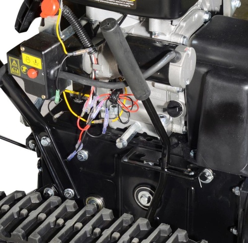 Снегоуборщик SGC 6000CD (на гусеницах) | код 70/7/23 | Huter фото 5 Снегоуборщик SGC 6000CD (на гусеницах) | код 70/7/23 | Huter фото 5