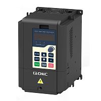 Преобразователь частоты, 3ф. питание 380В, выходная мощность 5,5 кВт, встроенный тормозной прерыватель и ЭМС фильтр | код V2000-T05P5G | DKC