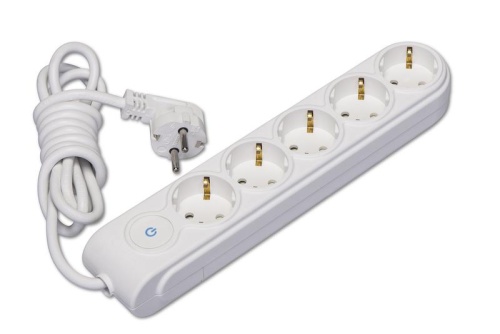 Удлинитель 5х3м с заземл. 16А IP20 ПВС 3х1.5 с выкл. защ. шторки Makel N5310044 Удлинитель 5х3м с заземл. 16А IP20 ПВС 3х1.5 с выкл. защ. шторки Makel N5310044