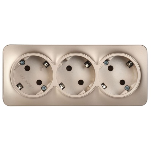 GLORY Розетка 3-местная для открытой установки с заземлением без защитных шторок 16А РС23-3-ХШм шампань матовый IEK | код ERH31-K37M-16 | IEK