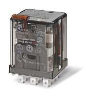 Силовое электромеханическое реле, монтаж в розетку или наконечники Faston 187 (4.8х0.5мм), 3CO 16A, контакты AgSnO2, катушка 230В AC, степень защиты RTI, опции: кнопка тест + мех.индикатор, упаковка 1шт. | код 623382304040PAS | FINDER Серия