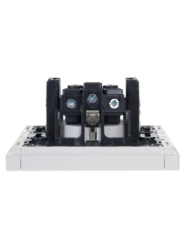 FORTE&PIANO Роз. с з/к з/ш в/к 16А FP215 бел. IEK | код FP-R14-16-K01 | IEK фото 4 FORTE&PIANO Роз. с з/к з/ш в/к 16А FP215 бел. IEK | код FP-R14-16-K01 | IEK фото 4