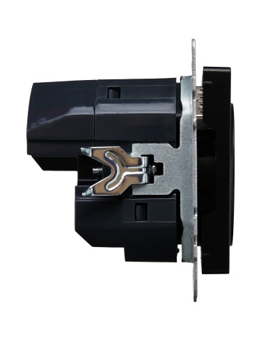 Розетка BRITE РЮш10-1-БрЧ 16А с USB A+A 2.1А с заземл. защ. шторки черн. | код. BR-R14-16-U21-D21-K02 | IEK фото 3