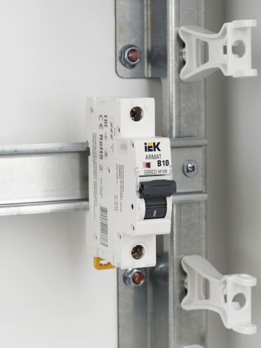 ARMAT Автоматический выключатель M10N 1P B 10А | код AR-M10N-1-B010 | IEK фото 10 ARMAT Автоматический выключатель M10N 1P B 10А | код AR-M10N-1-B010 | IEK фото 10